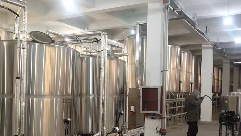 嫩江河北唐山精酿啤酒厂